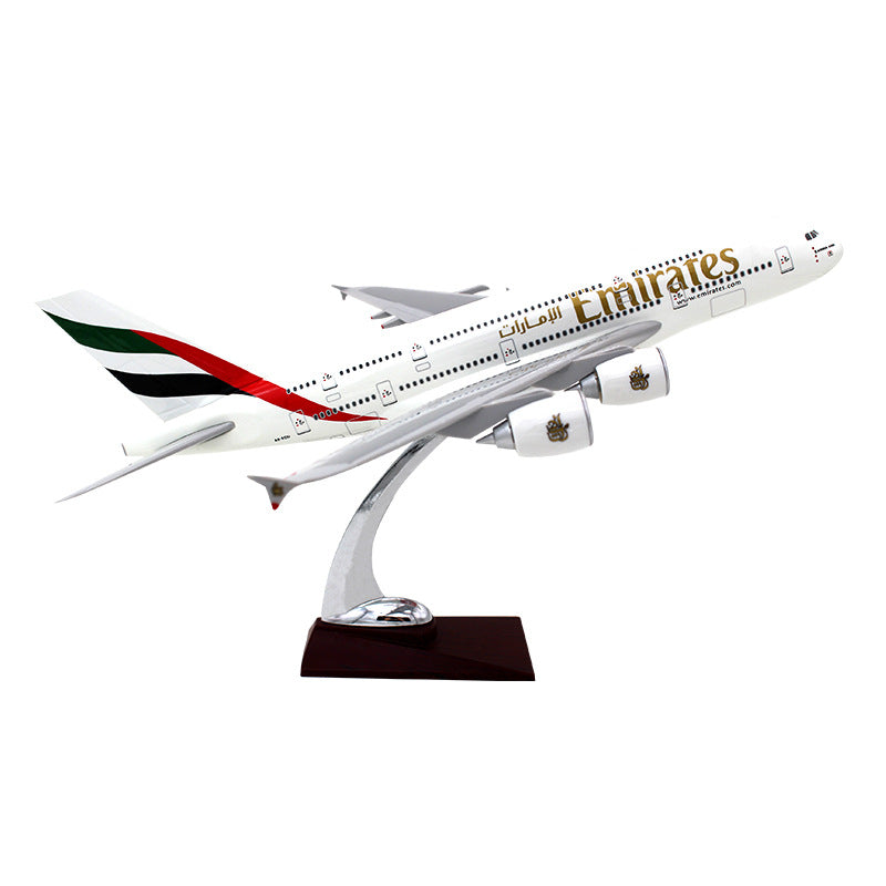 1:200 Emirates Airbus A380 Airplane Model