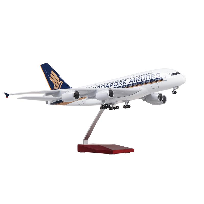 1:160 Singapore Airlines Airbus 380 Airplane Model