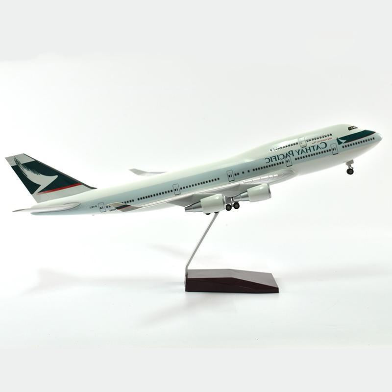 1:150 Cathay Pacific Boeing 747 Airplane Model For Gift Collection