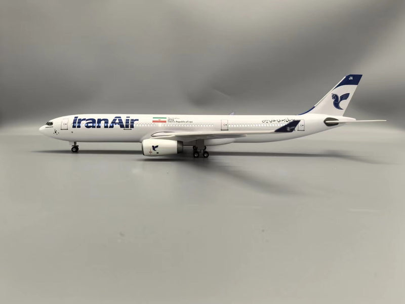 1:135 Iran Air A330  aircraft model