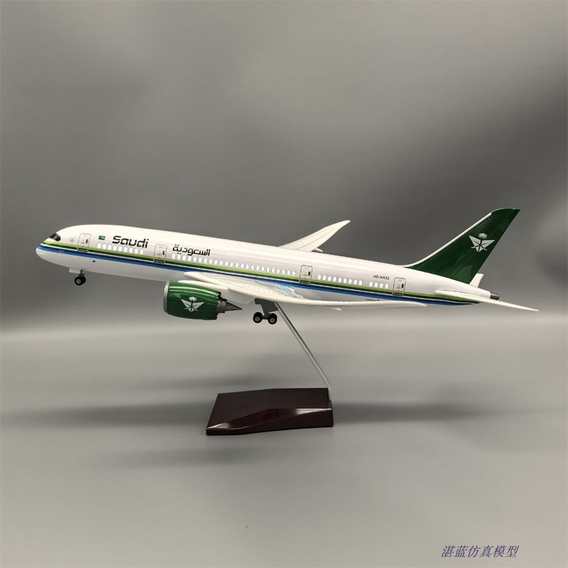 1:130 Saudi Airlines Boeing 787aircraft model