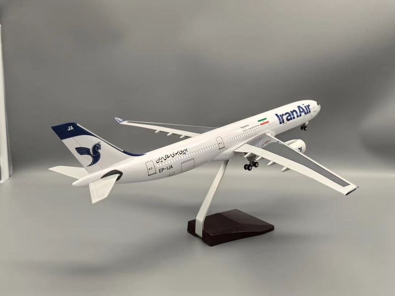 1:135 Iran Air A330  aircraft model