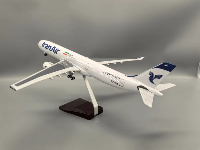 1:135 Iran Air A330  aircraft model