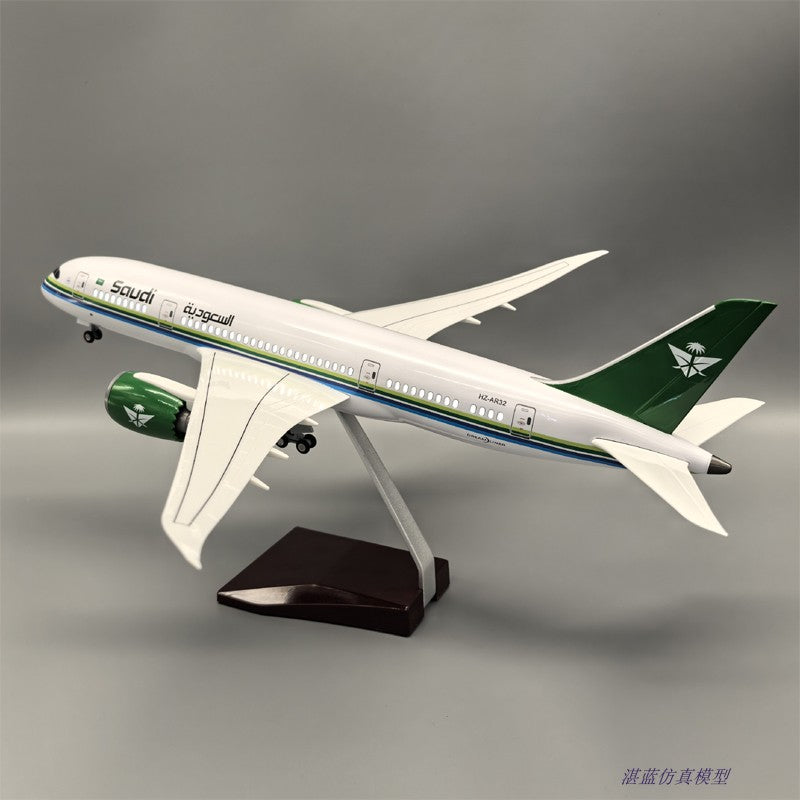 1:130 Saudi Airlines Boeing 787aircraft model