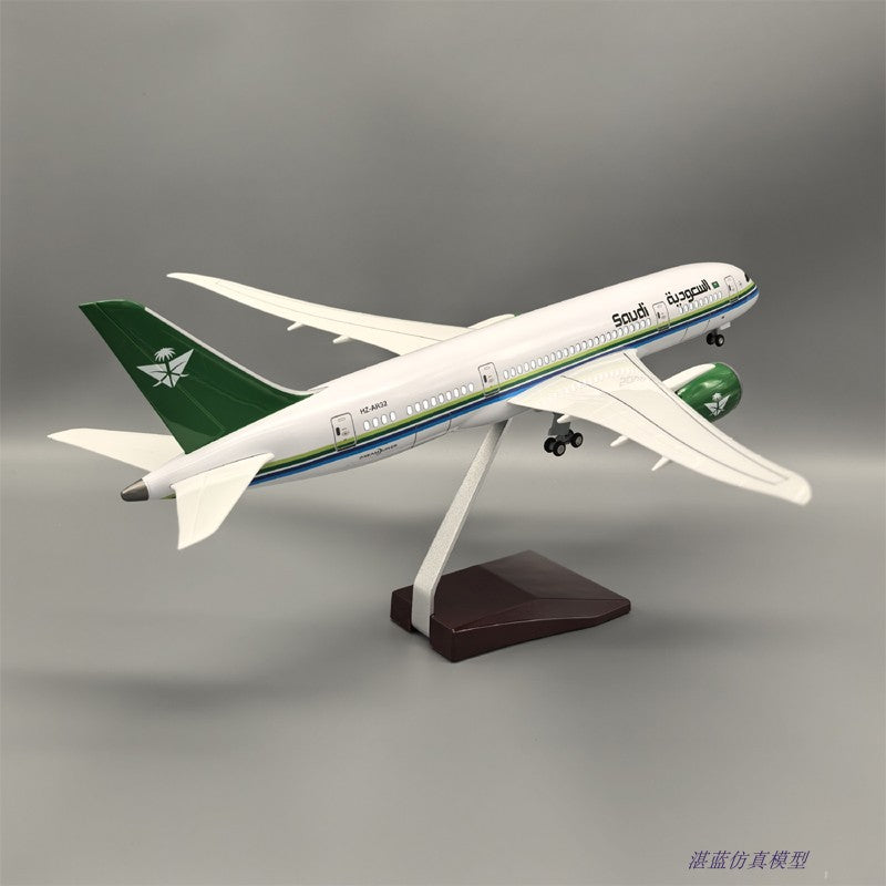 1:130 Saudi Airlines Boeing 787aircraft model