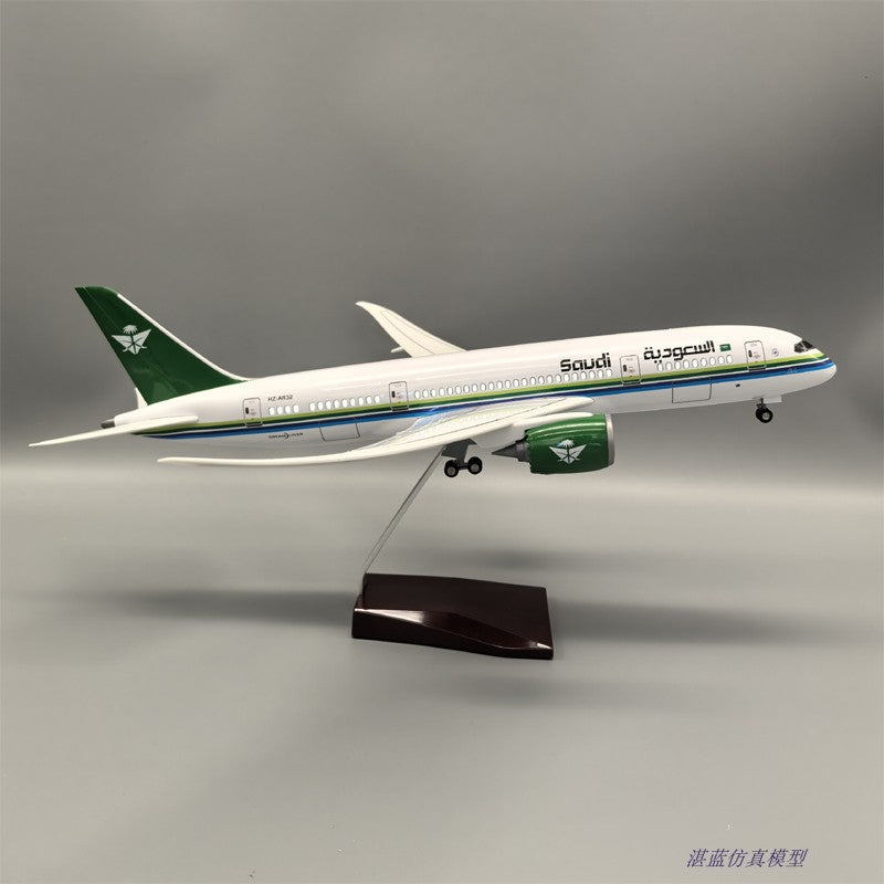 1:130 Saudi Airlines Boeing 787aircraft model