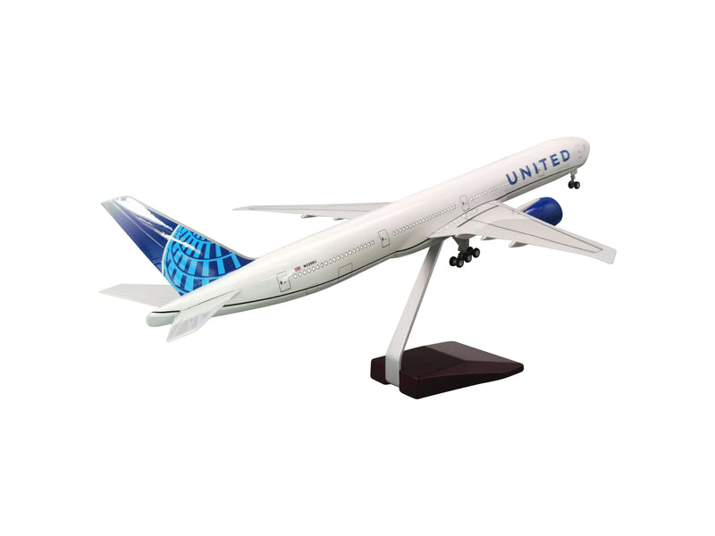 1:157 United Airlines Boeing 777-300ER  Airplane Model