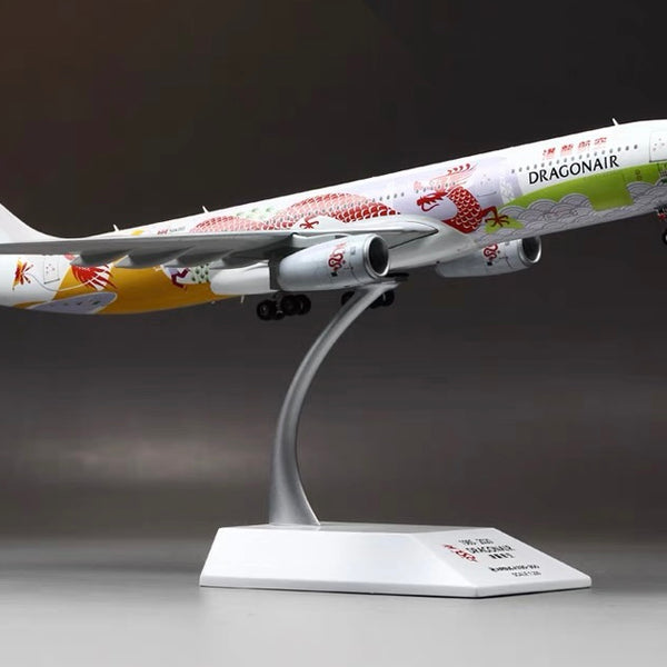 Airbus A330-300 Dragonair Hong Kong IMC Snap Fit Collectors Model Scale  1:200