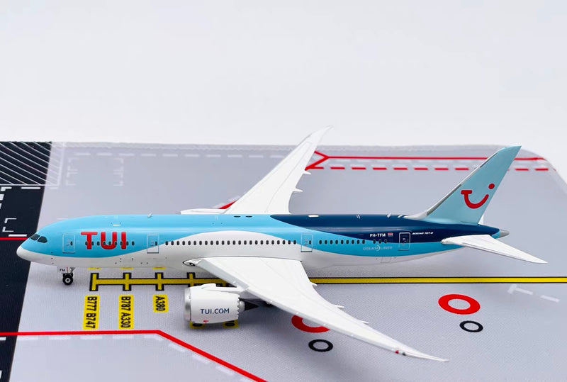 1:400  Tui Airline Boeing 787-8 Airplane Model