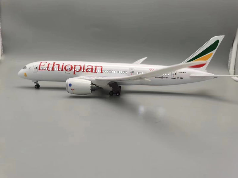 1:130 Ethiopian Boeing 787 Airplane Model
