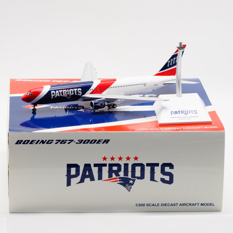 1:200 New England Patriots B767-300ER Alloy Airplane Model