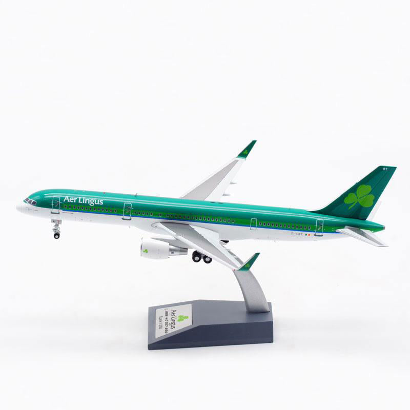 1:200 Aer Lingus B757-200 EI-LBT Airplane Model