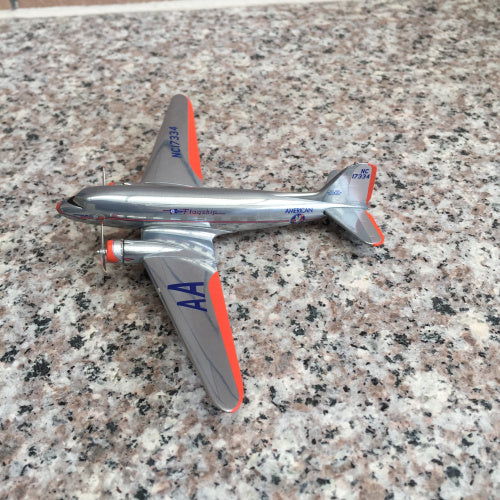 1:200 Lockheed DC-3 Airplane Model
