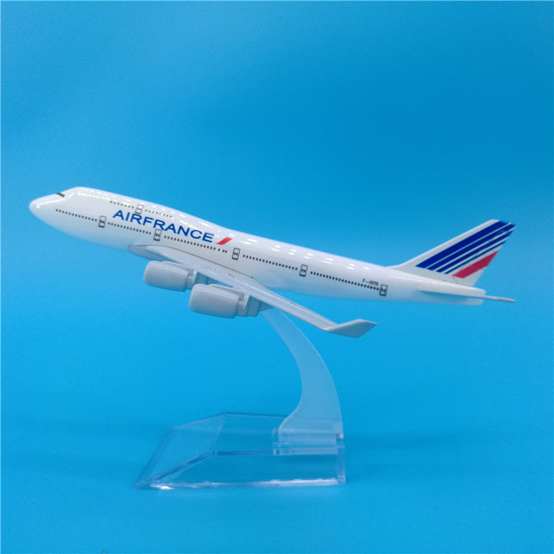 1:400 Air France B747 Airplane Model