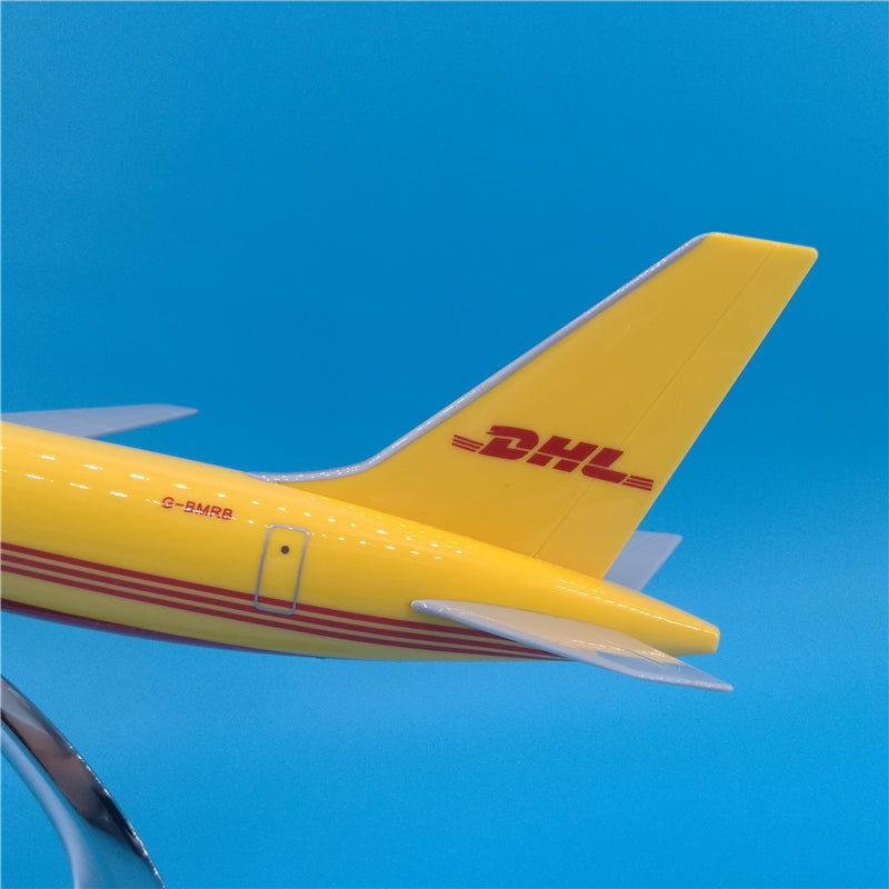 1:144 DHL Express Boeing B757 Model Airplane