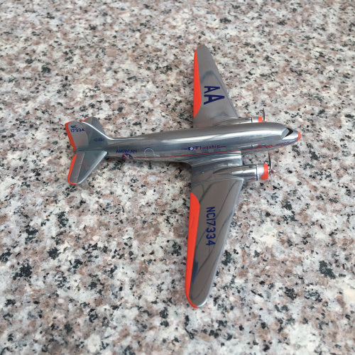 1:200 Lockheed DC-3 Airplane Model