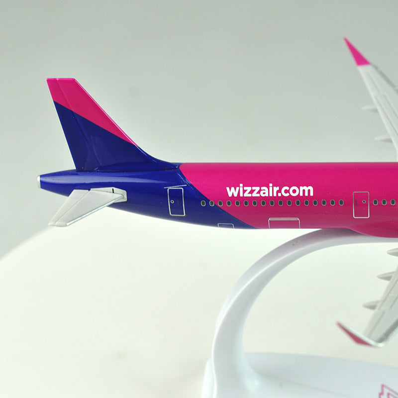 1/200 wizz air a321 airplane model