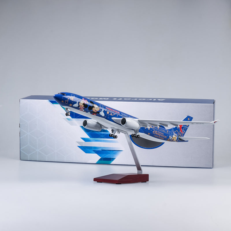 1:135 Disney China Eastern Airlines Airbus A330 Model Airplane