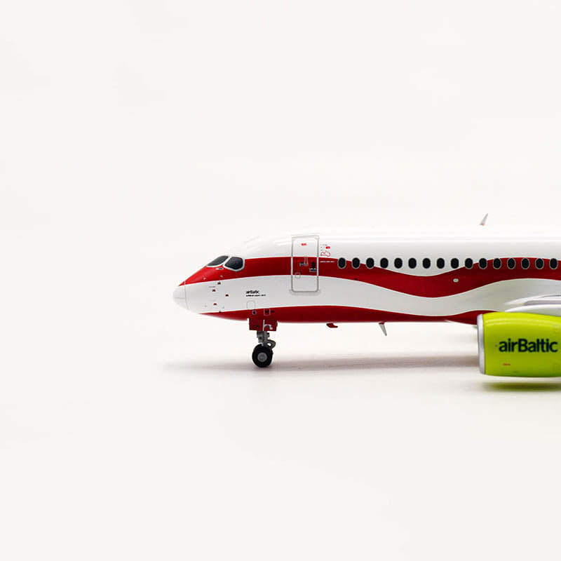 1:200 airBaltic Airbus A220 YL-CSL Model Airplane