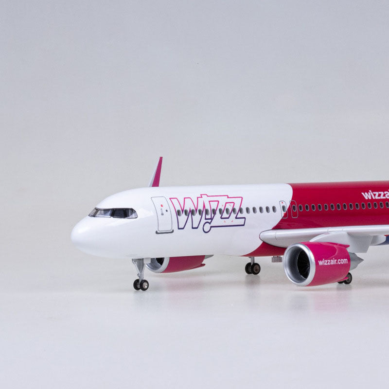 1:80 Wizz Air A320neo Model Airplane