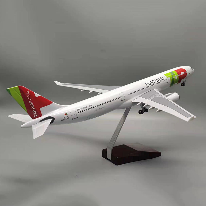 1:85 Air Portugal A330 Model Airplane