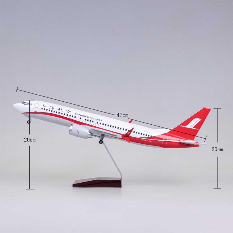 1:85 Shanghai Airlines Boeing 737 MAX Model Airplane