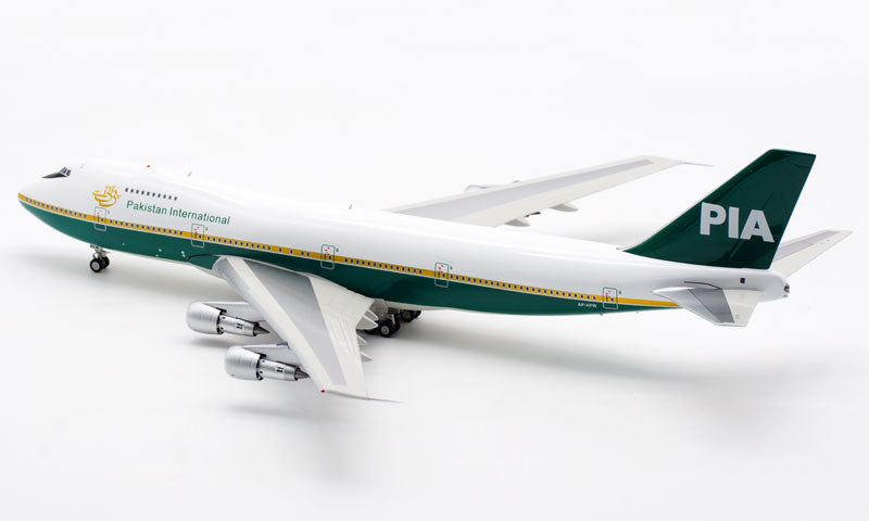 1:200 Pakistan Airlines PIA B747-200 AP-AYW Airplane Model