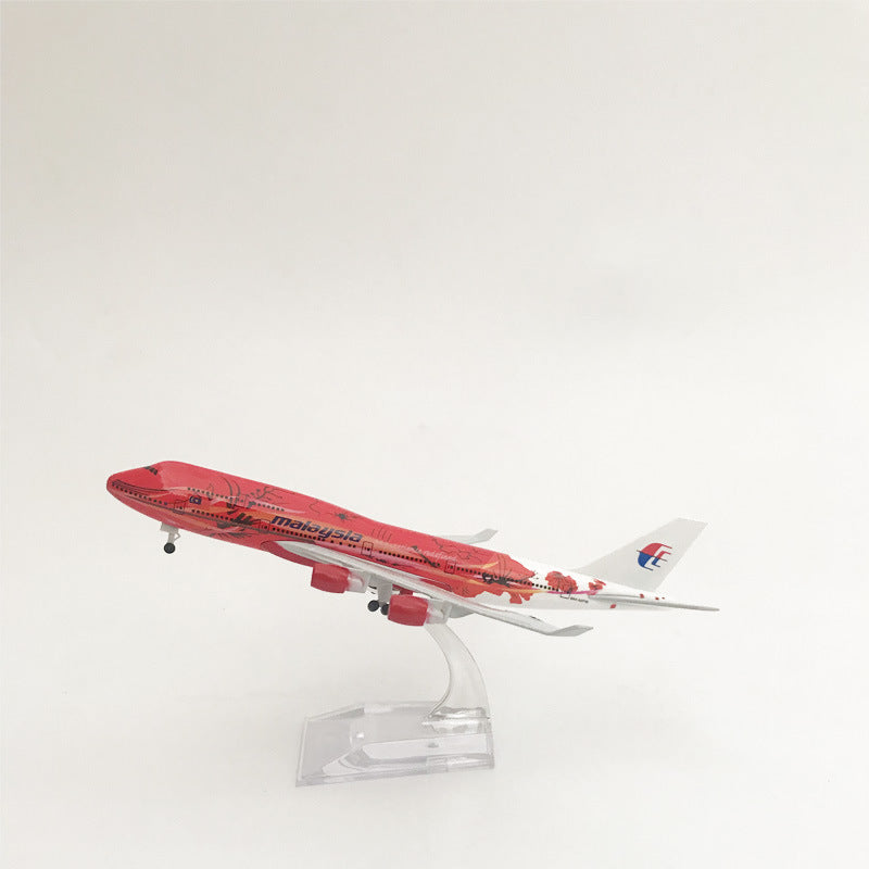 1:400 Malaysia Red Flower 747 alloy airplane model