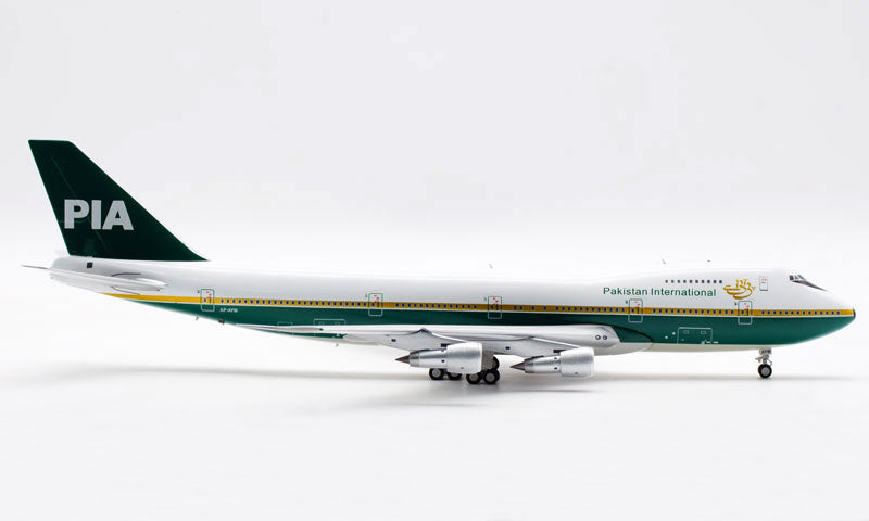 1:200 Pakistan Airlines PIA B747-200 AP-AYW Airplane Model