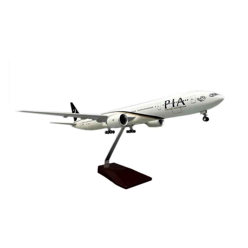 1:160 Pakistan International Airlines Boeing 777 Airplane Model