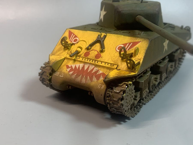 1:43 US M4A3 Sherman Tank Yellow Tiger Head Painting Alloy Finished Model