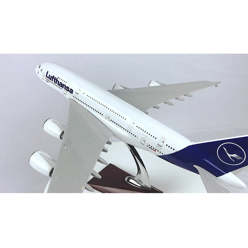 1:150 Lufthansa Airbus 380 Model Airplane