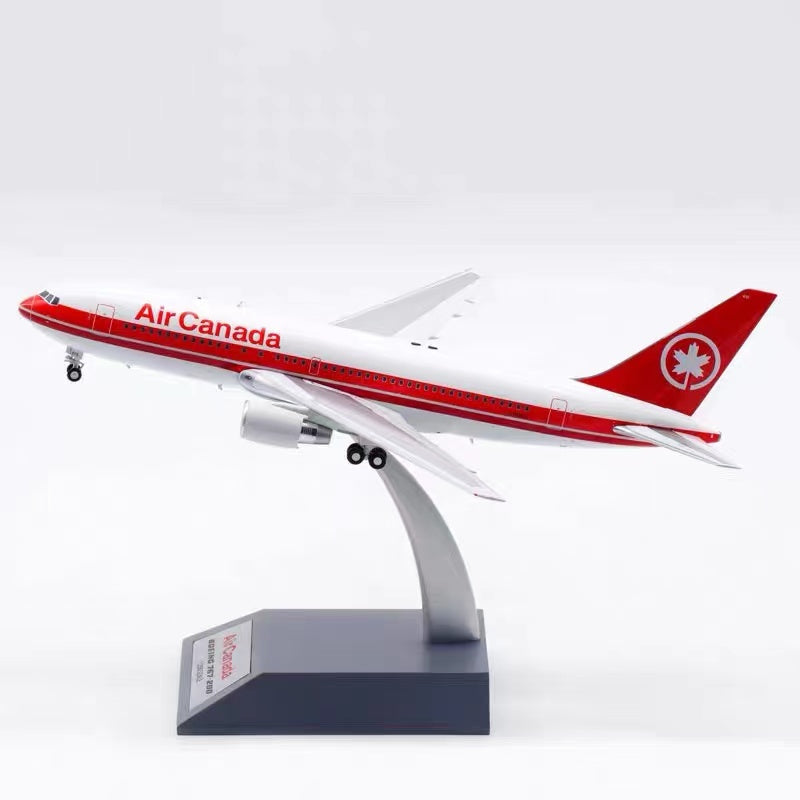 1:200 Air Canada B767-200ER C-GDSU Model Airplane