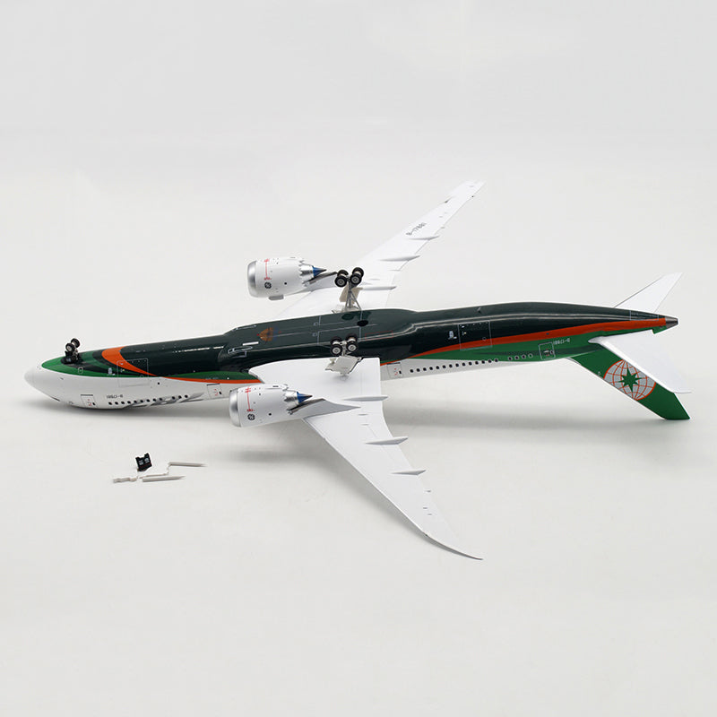 1:200 EVA Air B787-9 B-17881 Airplane Model