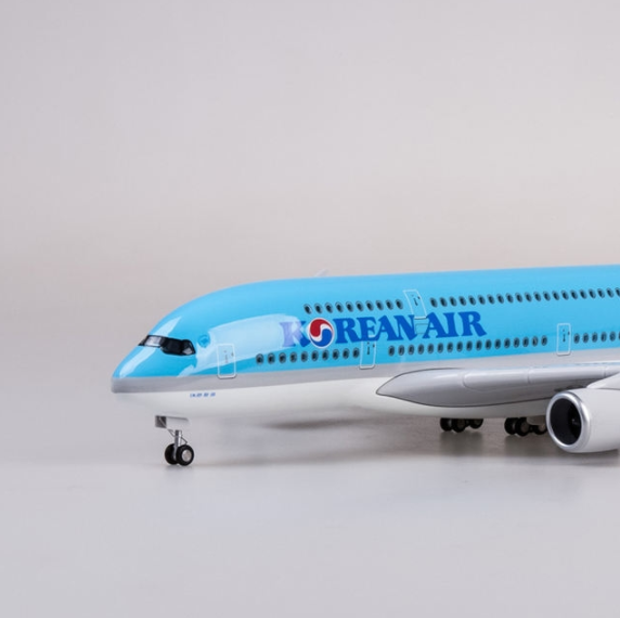 1:150 Korean Air Boeing 747 Airplane Model