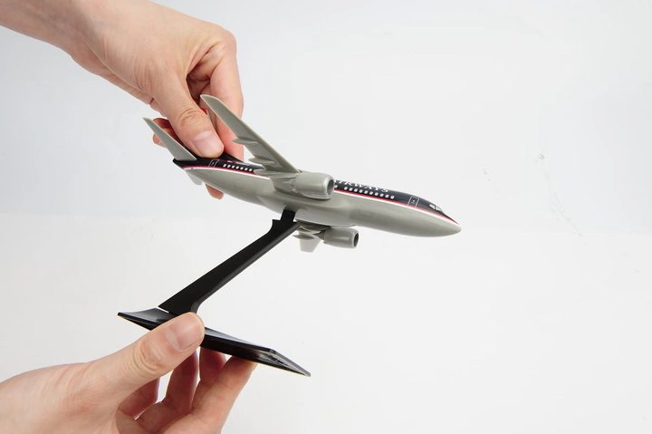 1:200 US Airways boeing 757-200 N600AU Airplane Model